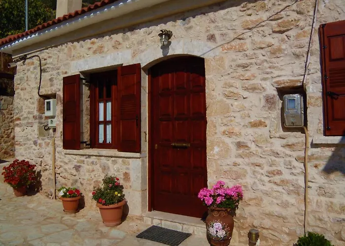Sponsor Of The E4 Peloponnese Trail Lejlighed Daras