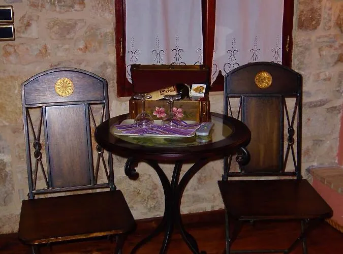 Sponsor Of The E4 Peloponnese Trail * Δάρας